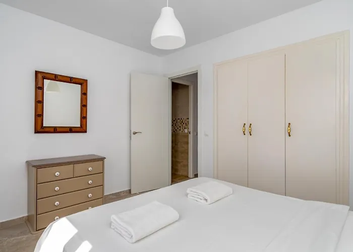 Flat Near The Movida By Costarentals - Ref 170 * Fuengirola